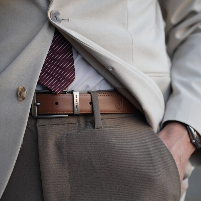 curea costum de piele