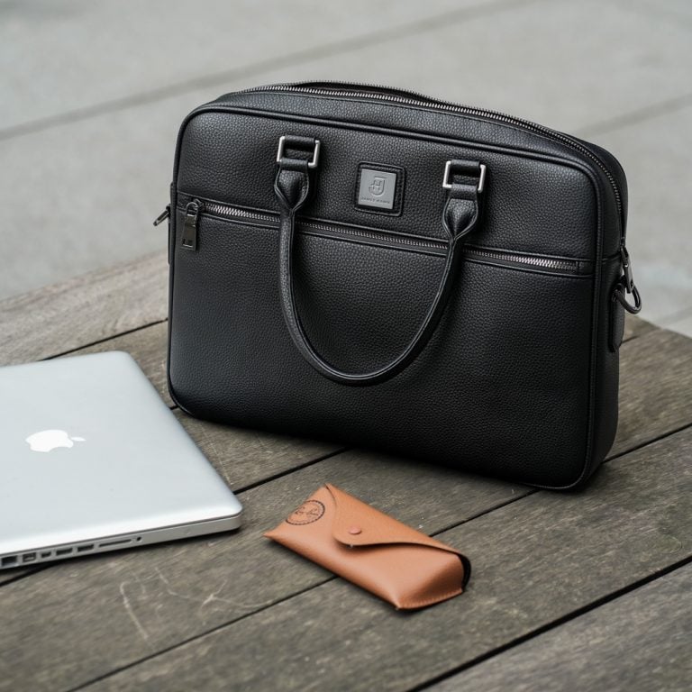 Servietă - geantă elegantă pentru laptop pentru bărbați