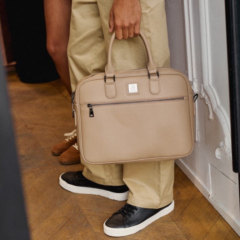 Briefcase greige